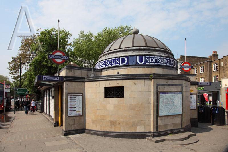 London Underground - Clapham Comon